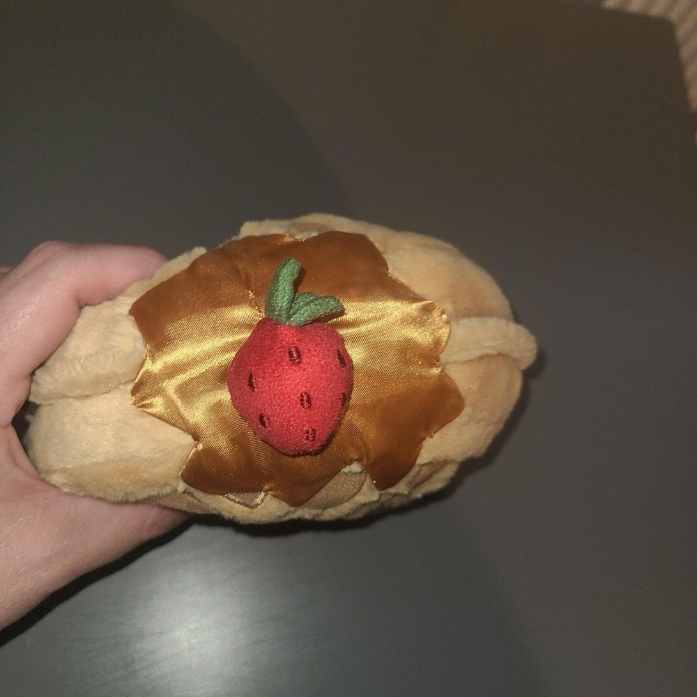 Jellycat Amuseable Waffle Plush Food Strawberry Syrup  Brown Tan - Picture 3 of 7